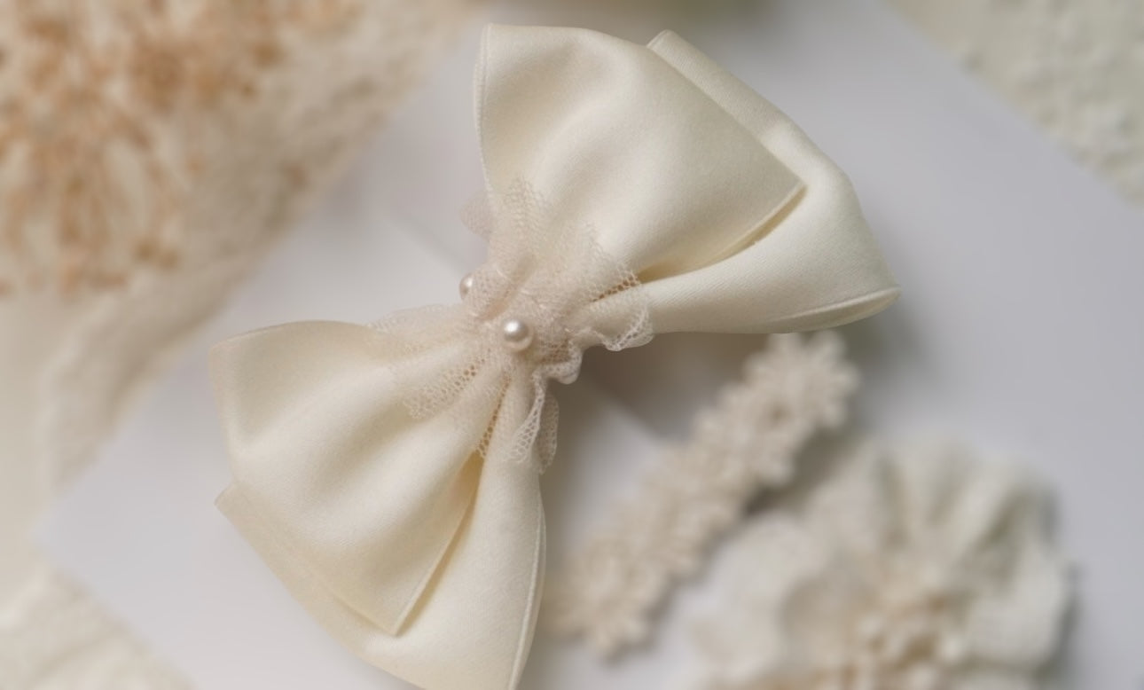 White Pearl Ribbon Hairclips